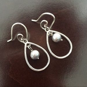 Pandora silver drop gray pearl earrings